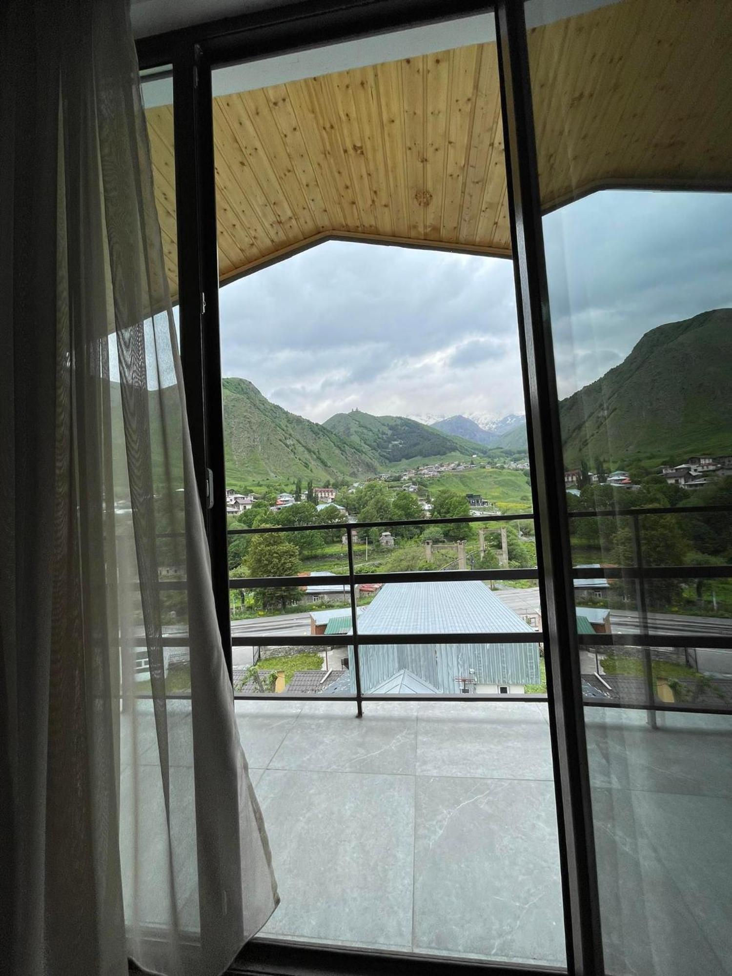 Hotel Shina Kazbegi Εξωτερικό φωτογραφία